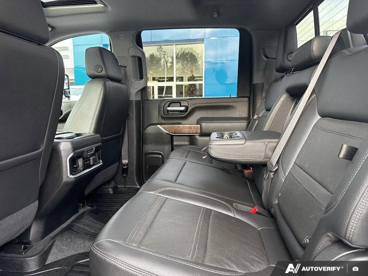 2021 GMC Sierra 3500HD Denali   LUXURIOUS AND LOAD READY   AMAZING DEAL Photo