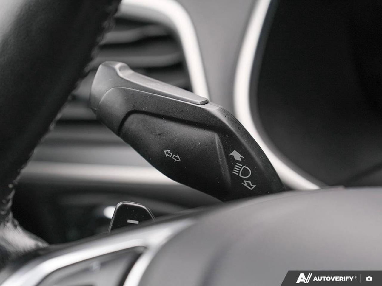 2016 Ford Edge SELCERTIFIED AS-TRADED, ONE-OWNER, NAV, BACKUP CAM Photo