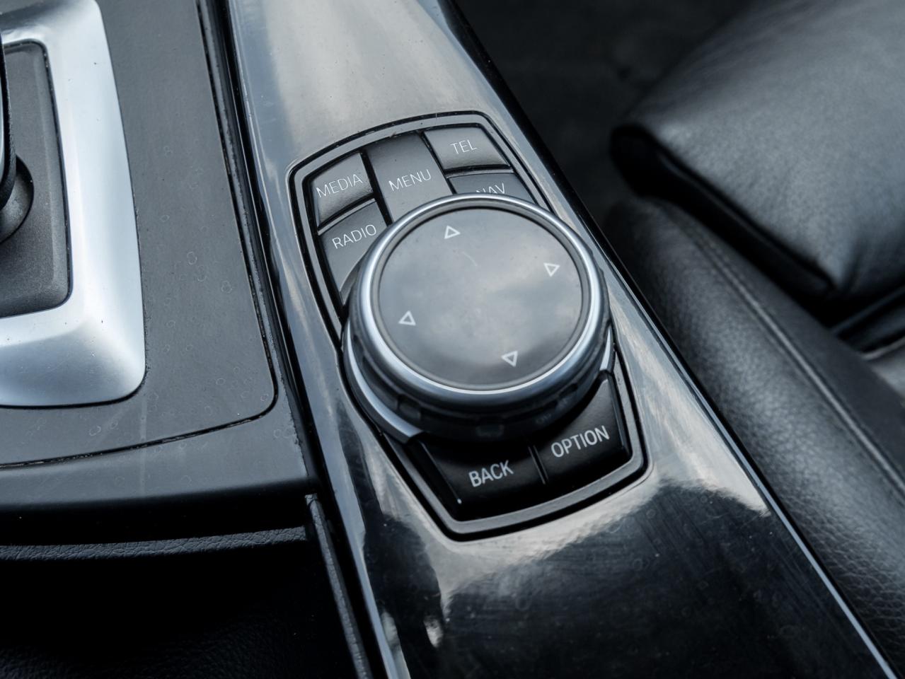 2014 BMW 3 Series 320i xDrive AWD -Sport PKG-Tech PKG-Cold Weather P Photo