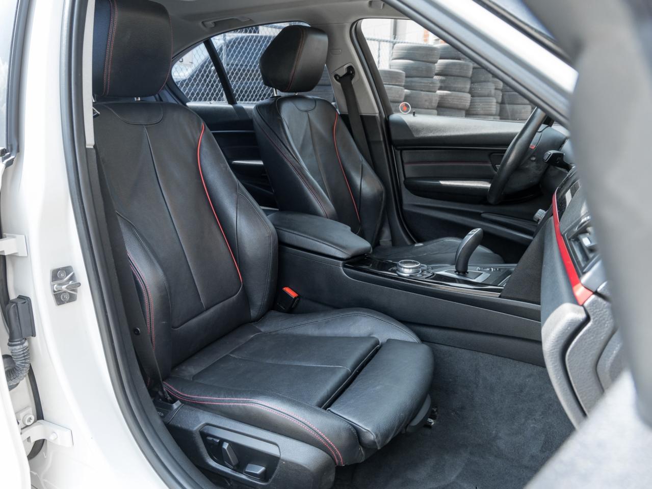 2014 BMW 3 Series 320i xDrive AWD -Sport PKG-Tech PKG-Cold Weather P Photo