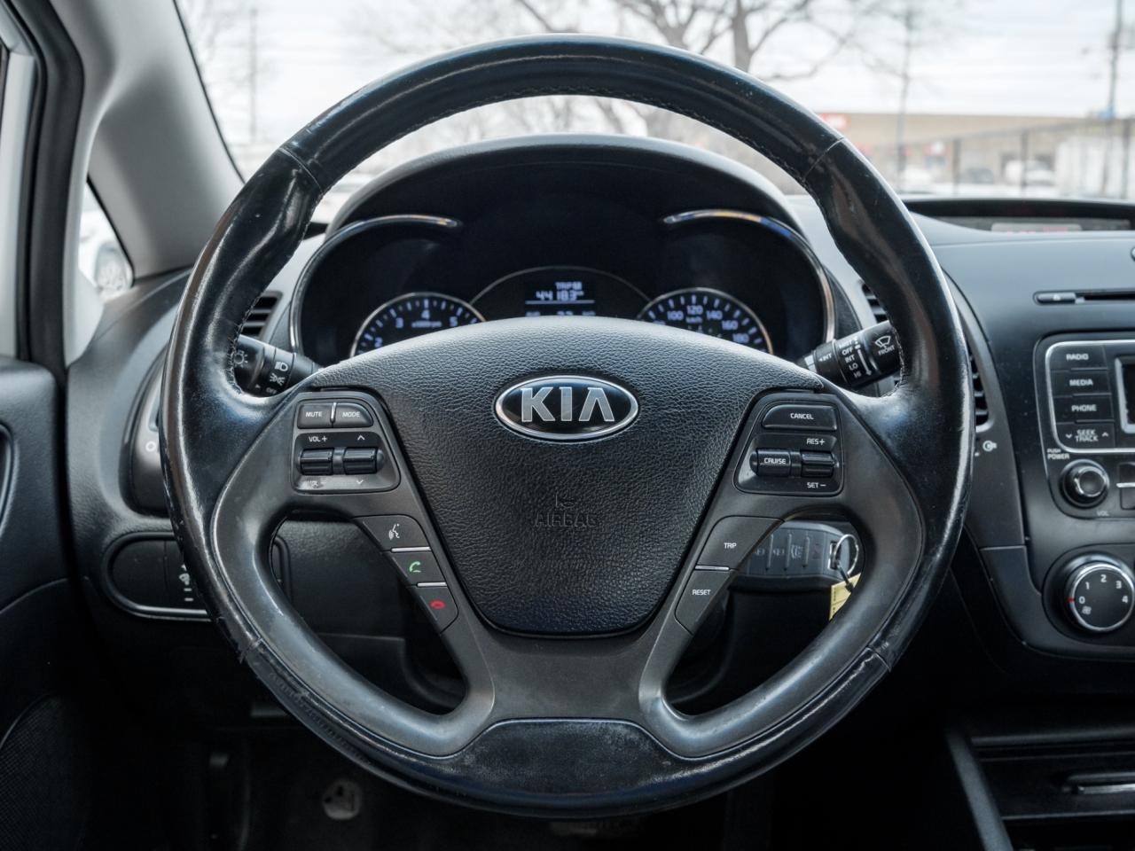 2014 Kia Forte LX Photo