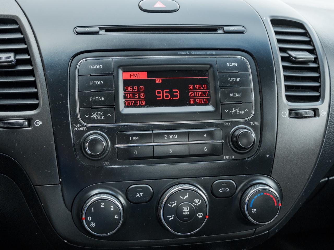 2014 Kia Forte LX Photo