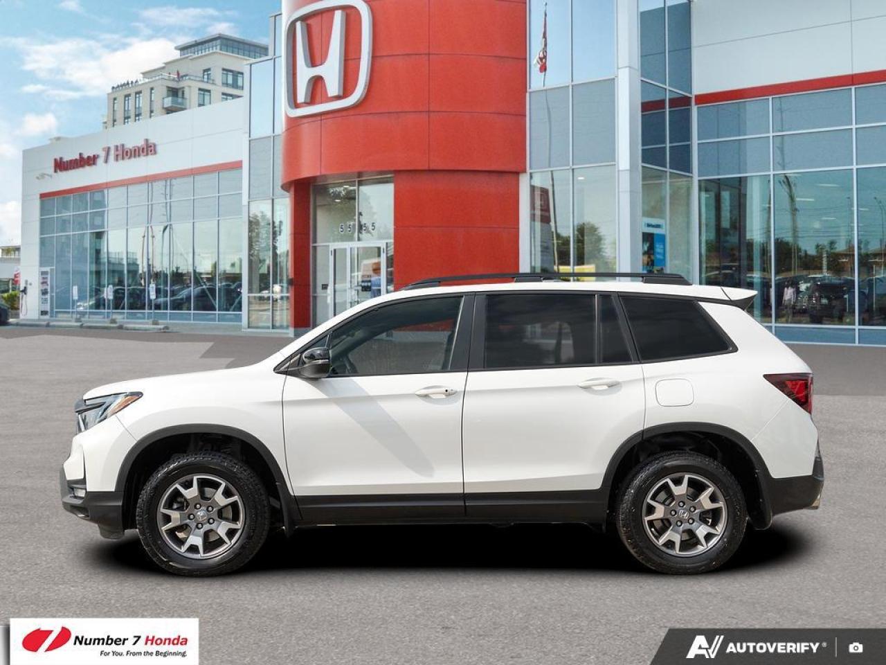 2023 Honda Passport Trailsport *EXTENDED FACTORY WARRANTY Photo2