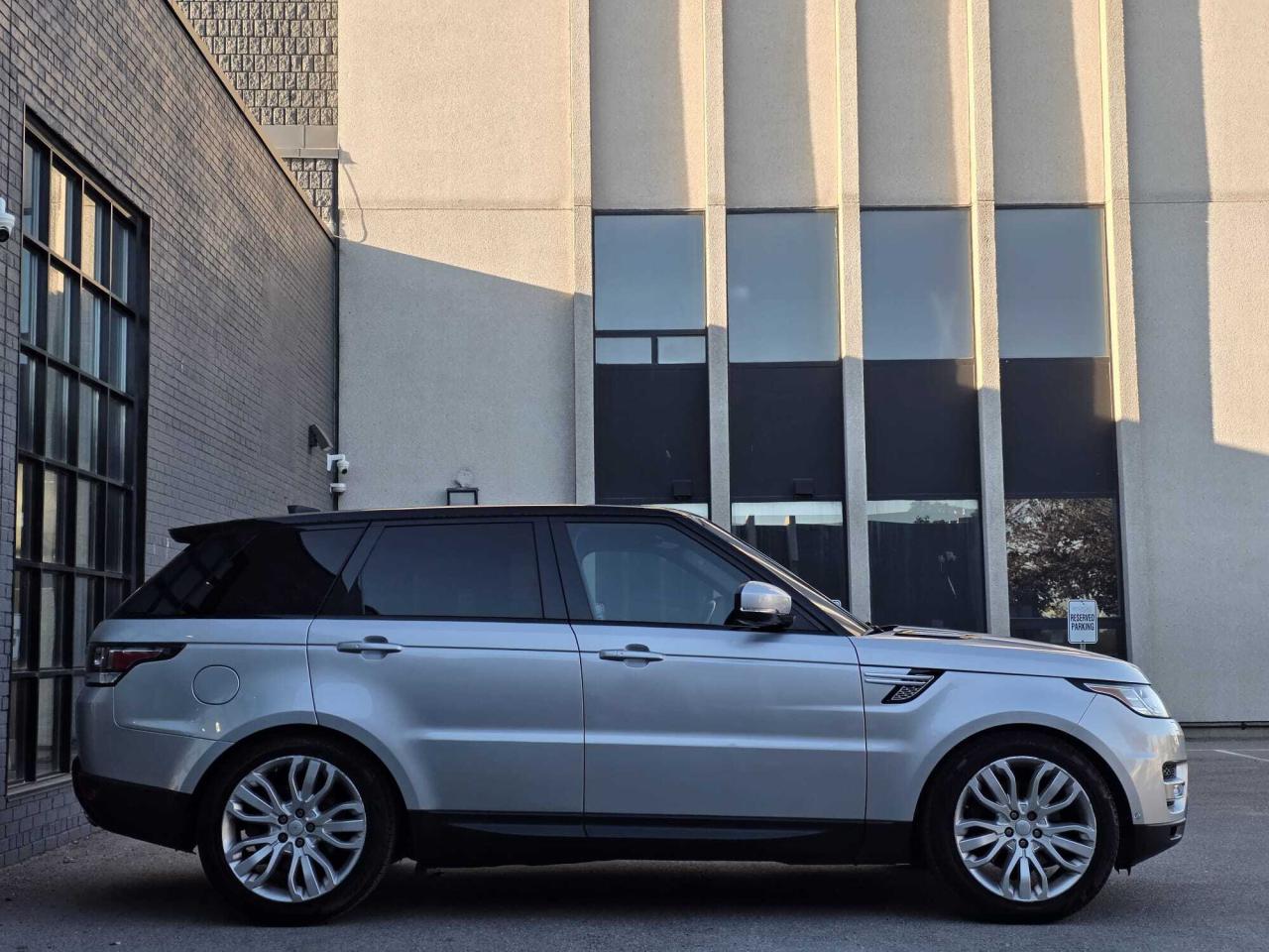 2017 Land Rover Range Rover Sport 4WD 4dr Td6 HSE Photo