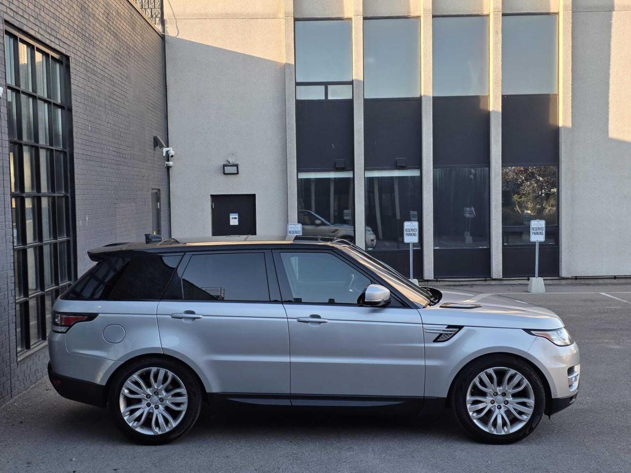 2017 Land Rover Range Rover Sport 4WD 4dr Td6 HSE Photo