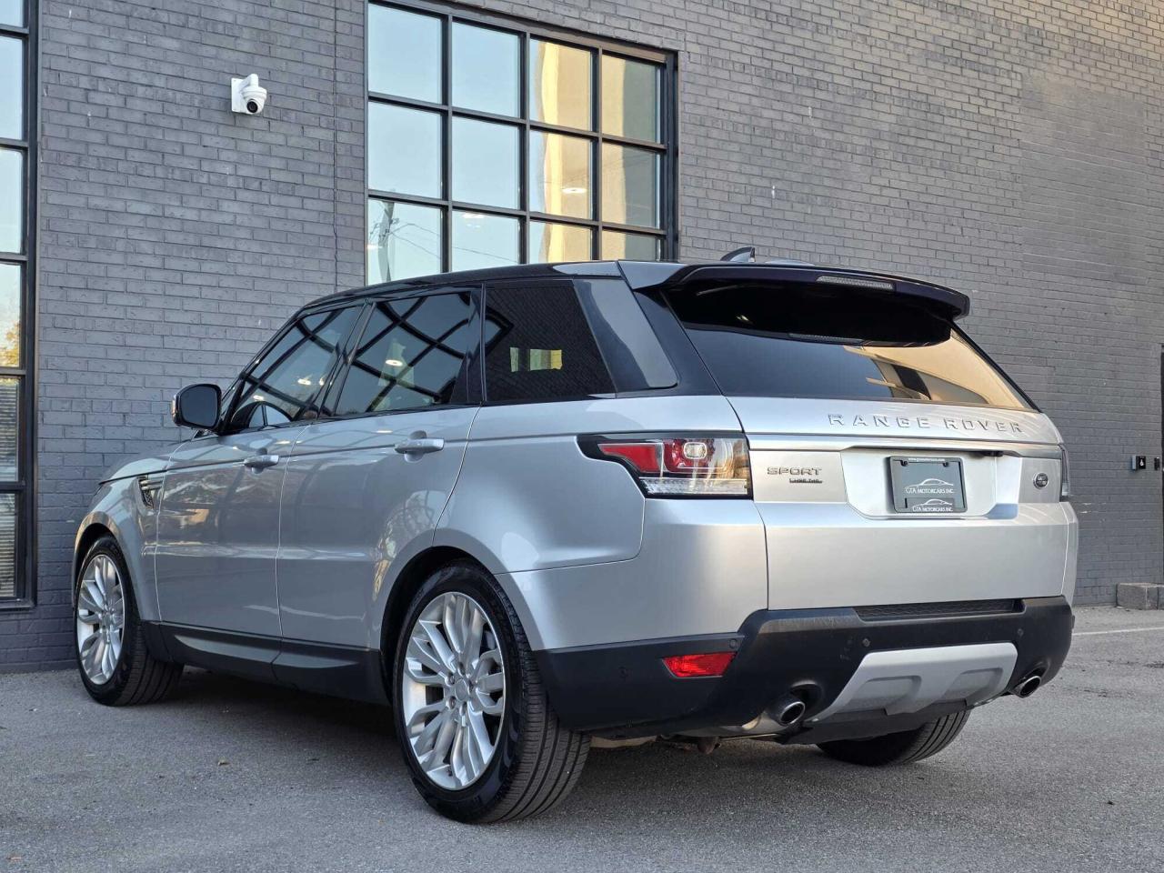 2017 Land Rover Range Rover Sport 4WD 4dr Td6 HSE Photo