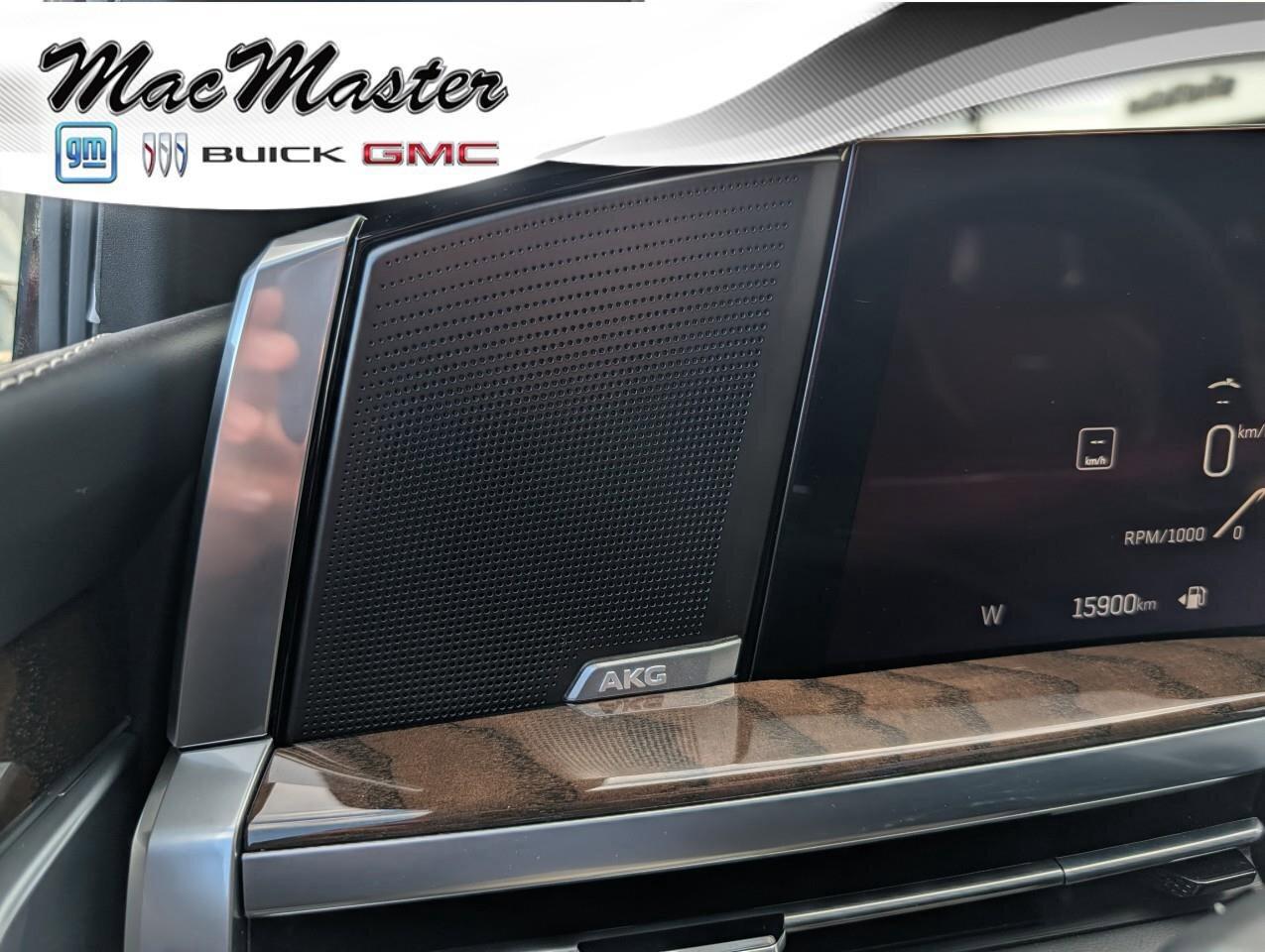 2025 Cadillac Escalade 4WD Sport PlatinumSPORT PLATINUM, 6.2L, COMPANY DE Photo