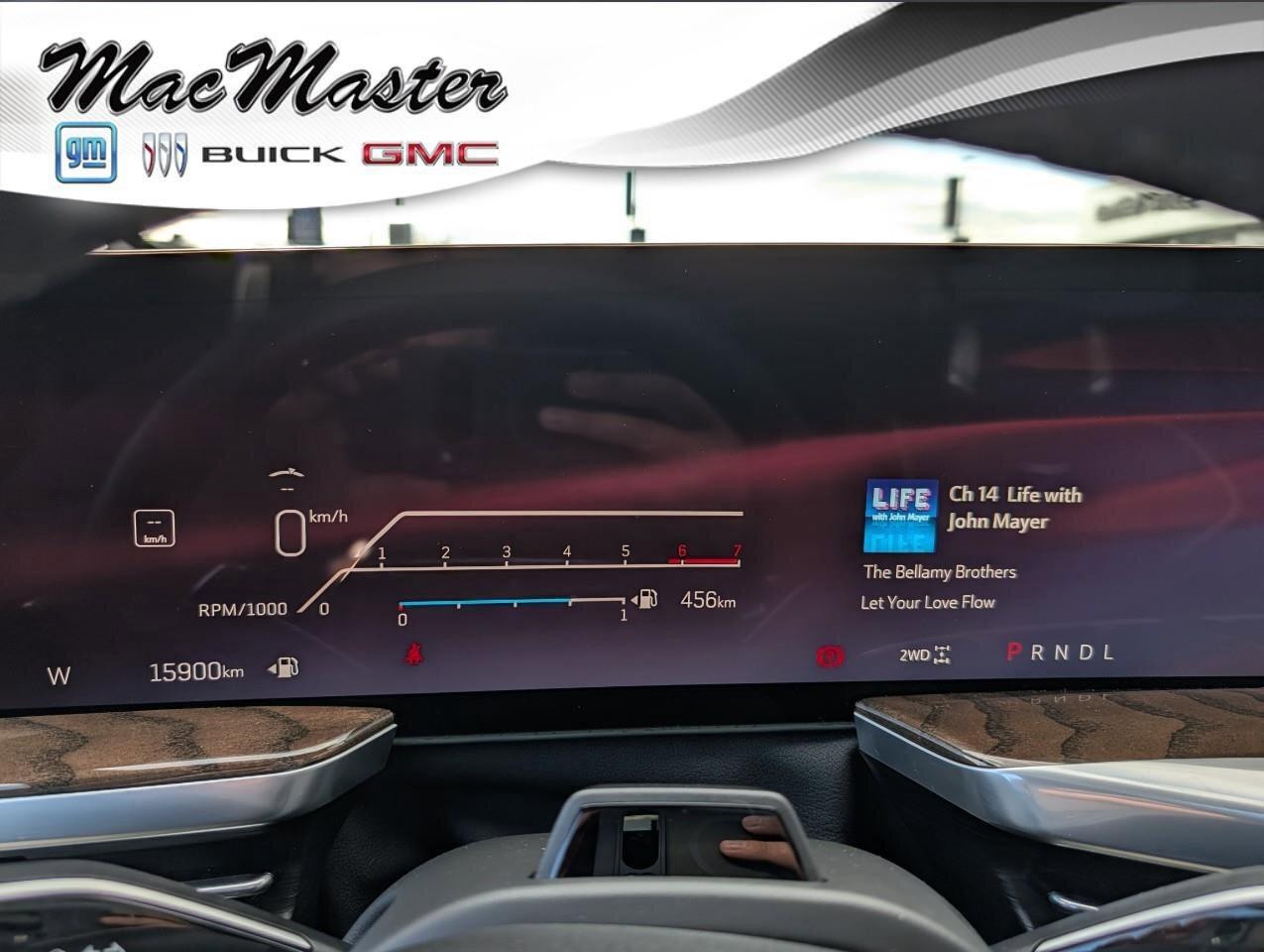 2025 Cadillac Escalade 4WD Sport PlatinumSPORT PLATINUM, 6.2L, COMPANY DE Photo