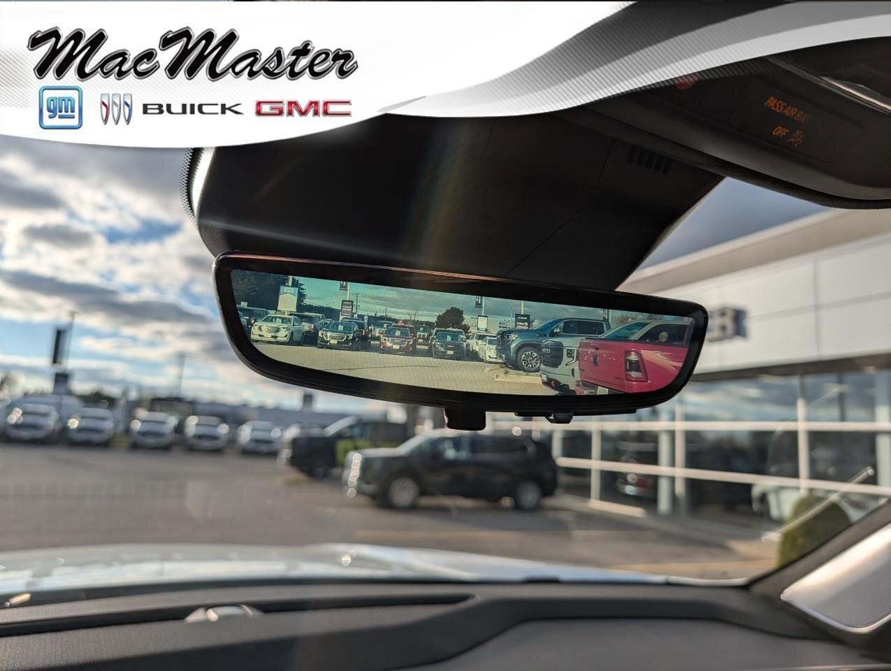 2025 Cadillac Escalade 4WD Sport PlatinumSPORT PLATINUM, 6.2L, COMPANY DE Photo