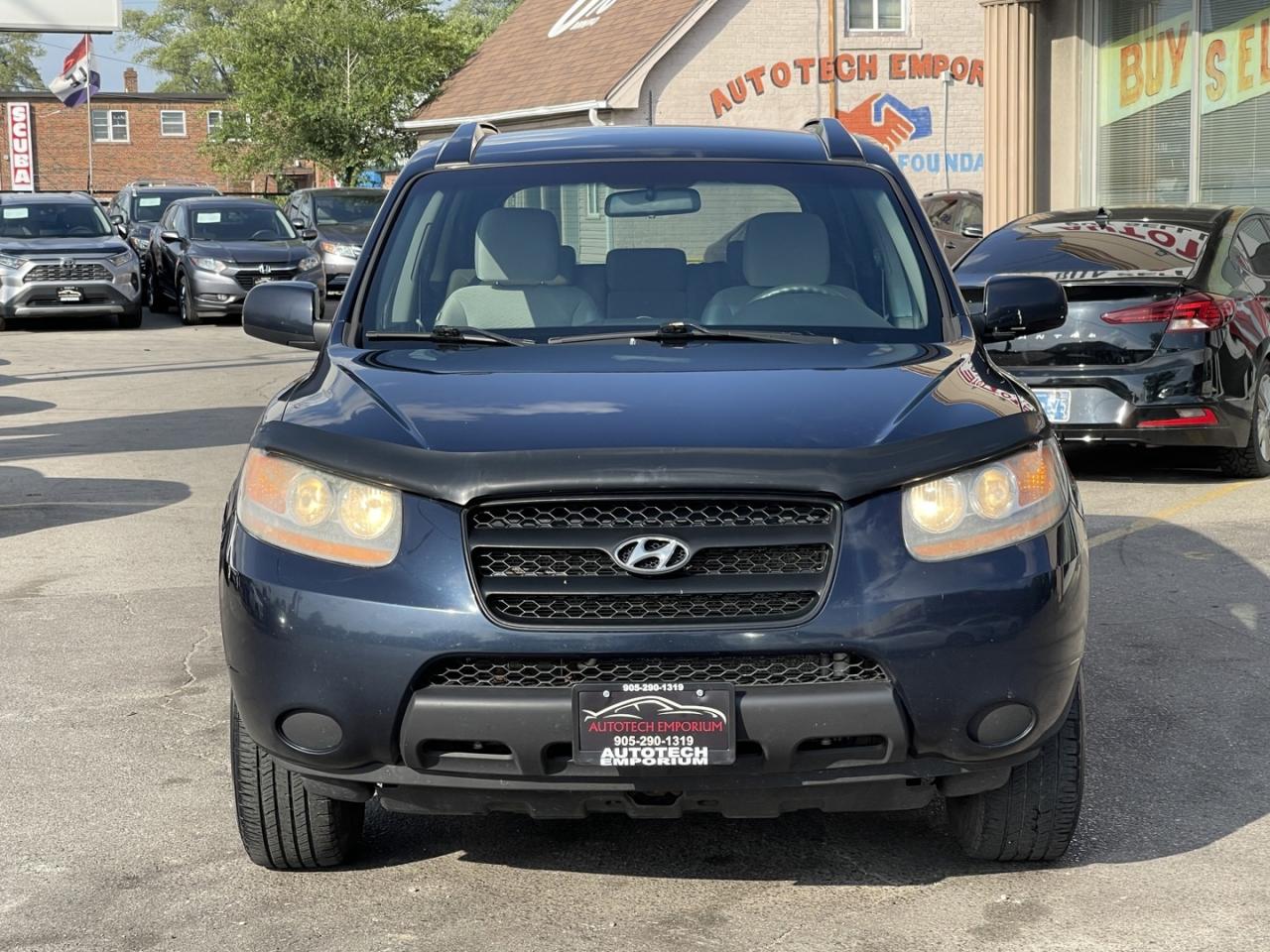 2009 Hyundai Santa Fe GL 5SPD   Steering Controls   Power Windows   Powe Photo