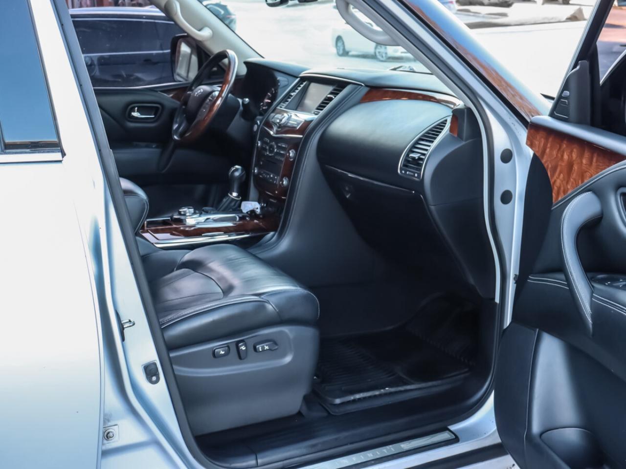 2015 Infiniti QX80 4WD 7-Passenger Photo