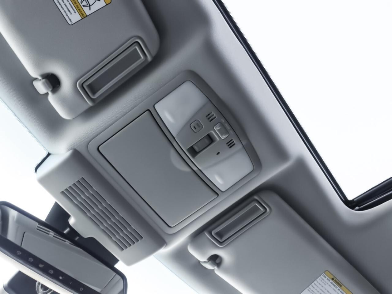 2015 Infiniti QX80 4WD 7-Passenger Photo