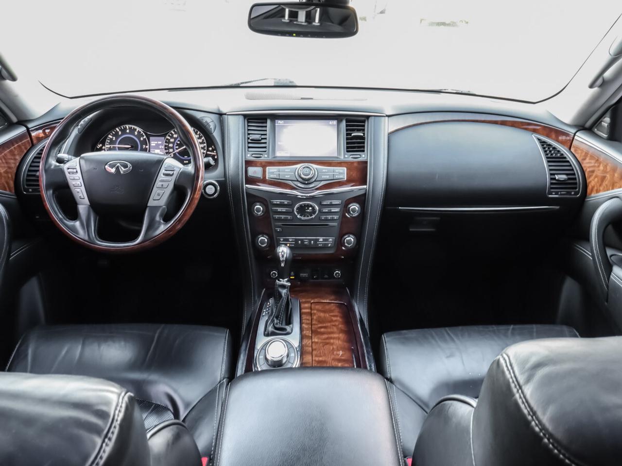 2015 Infiniti QX80 4WD Photo