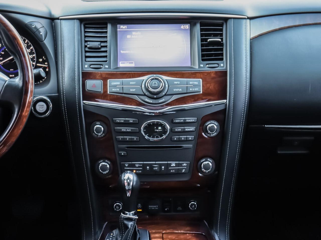 2015 Infiniti QX80 4WD Photo