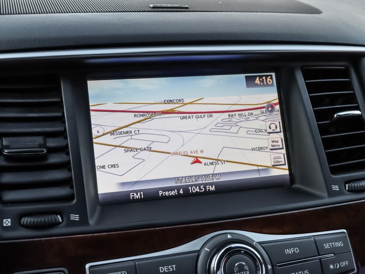 2015 Infiniti QX80 4WD Photo