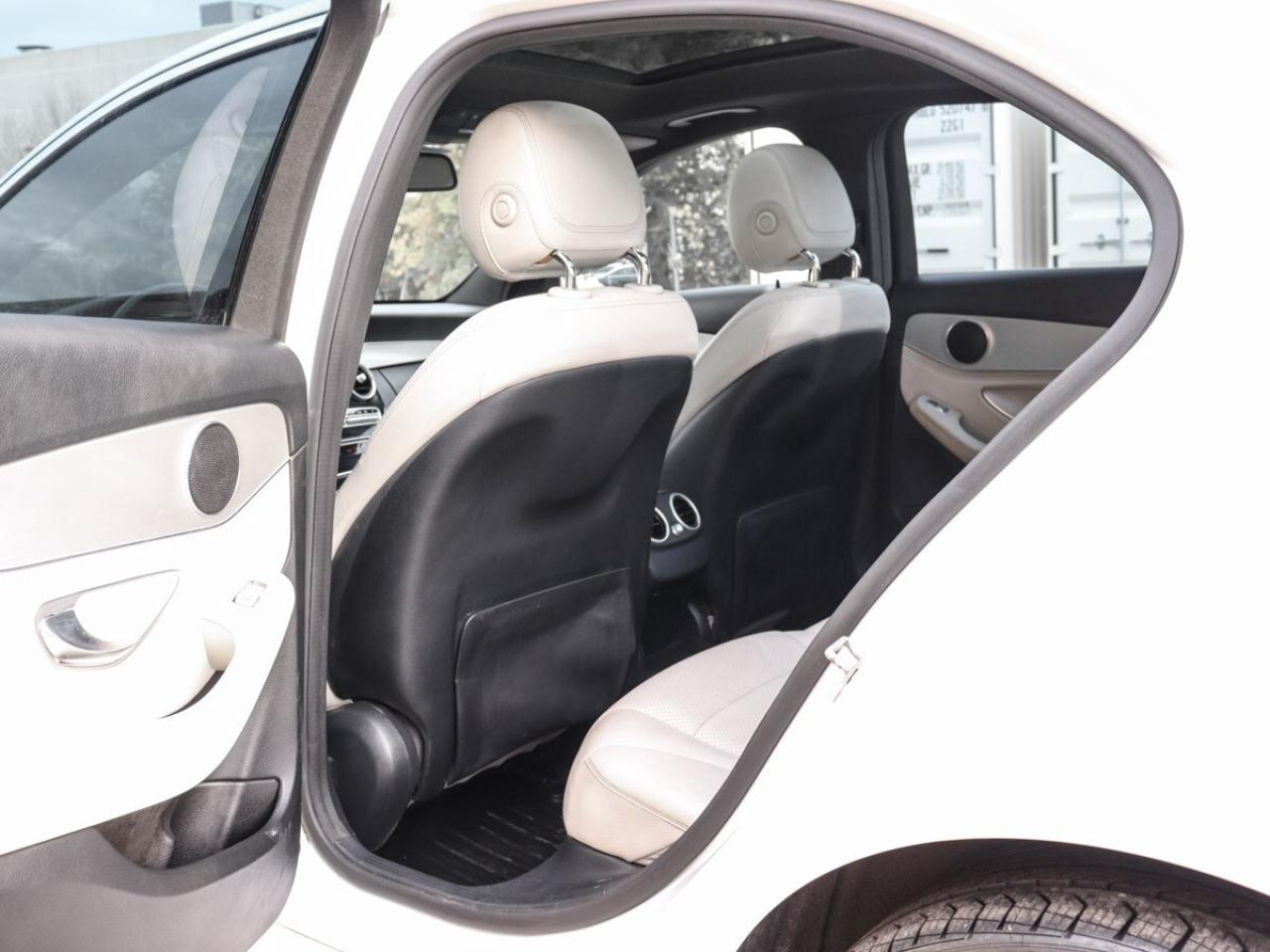 2015 Mercedes-Benz C-Class C 300 4MATIC, NO ACCIDENT, Navigation, Sunroof, Le Photo