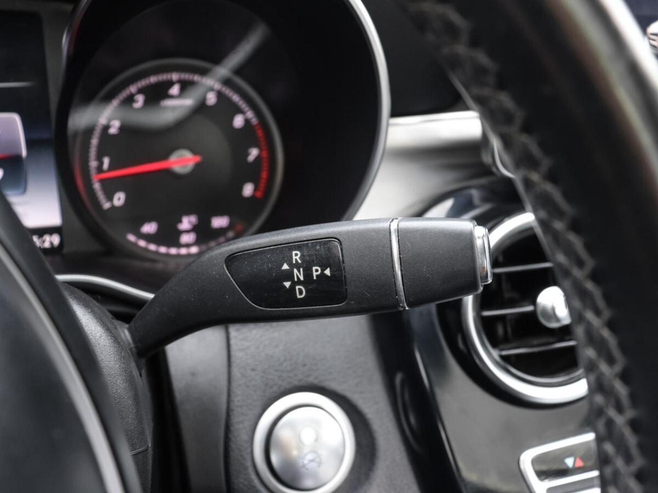 2015 Mercedes-Benz C-Class C 300 4MATIC, NO ACCIDENT, Navigation, Sunroof, Le Photo