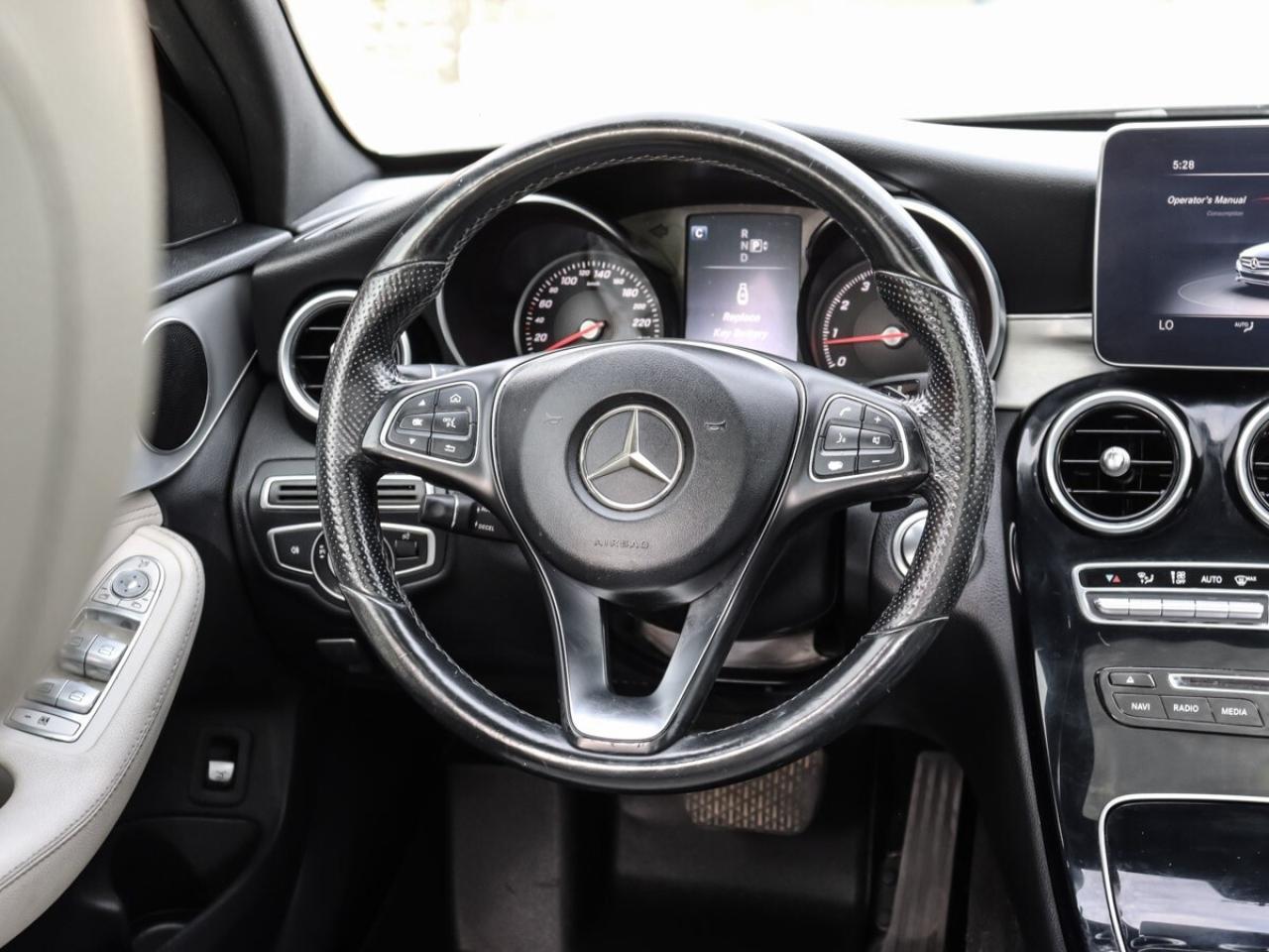 2015 Mercedes-Benz C-Class C 300 4MATIC, NO ACCIDENT, Navigation, Sunroof, Le Photo