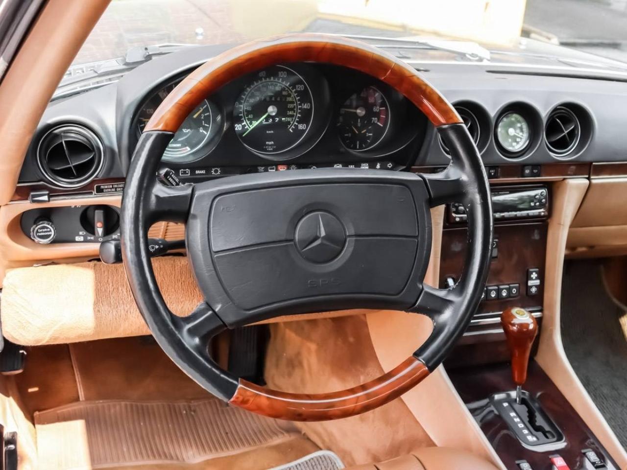 1988 Mercedes-Benz 560 Series 2dr Roadster 560SL Photo