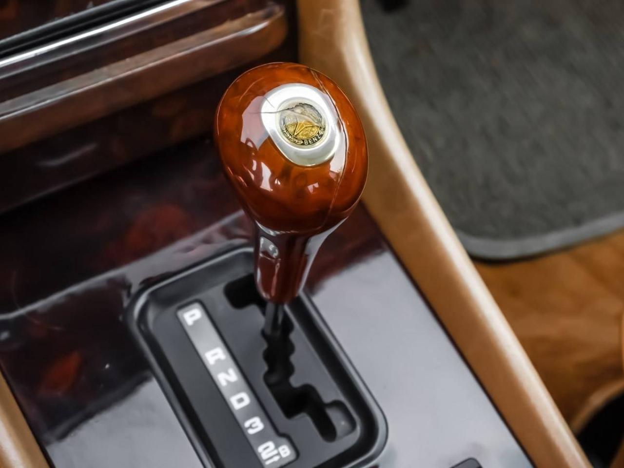 1988 Mercedes-Benz 560 Series 2dr Roadster 560SL Photo