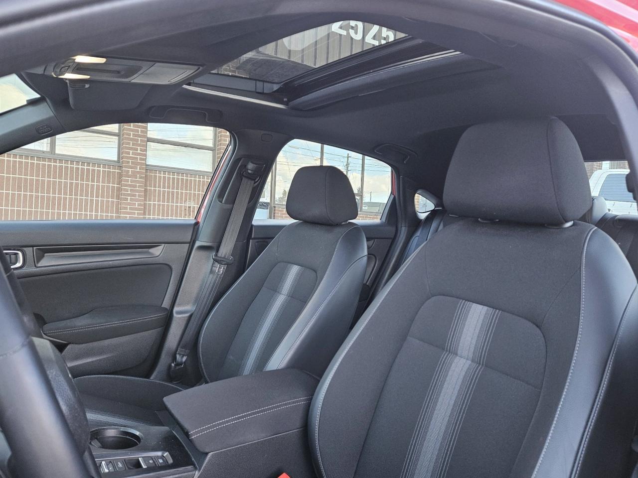 2022 Honda Civic Sport CVT, BACKUP CAMERA, SUNROOF Photo