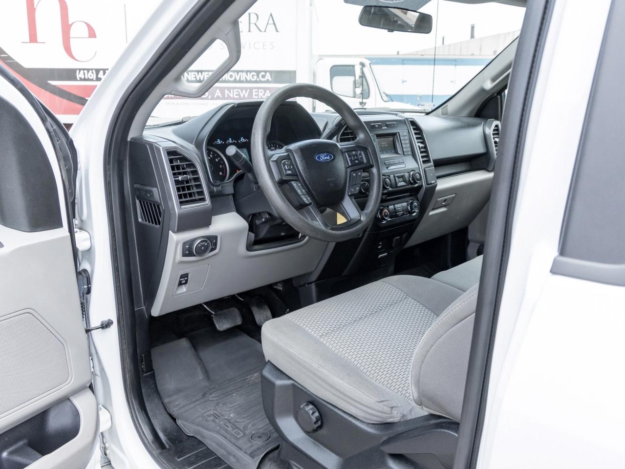 2017 Ford F-150 2WD REG CAB 122.5 Photo