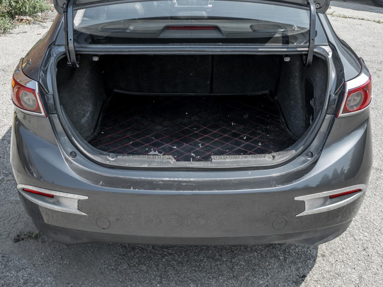 2014 Mazda MAZDA3 GT-SKY Photo