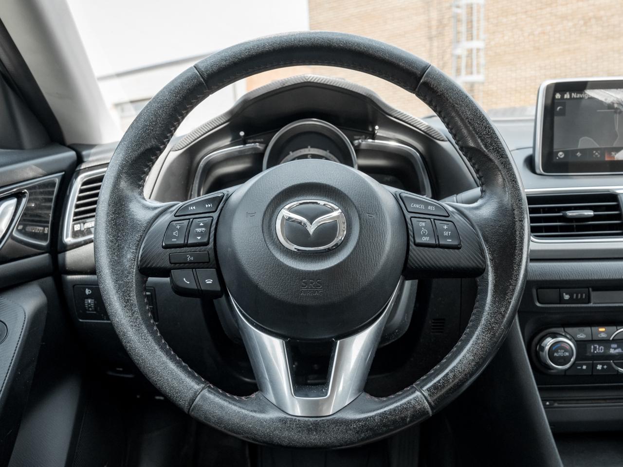 2014 Mazda MAZDA3 GT-SKY Photo