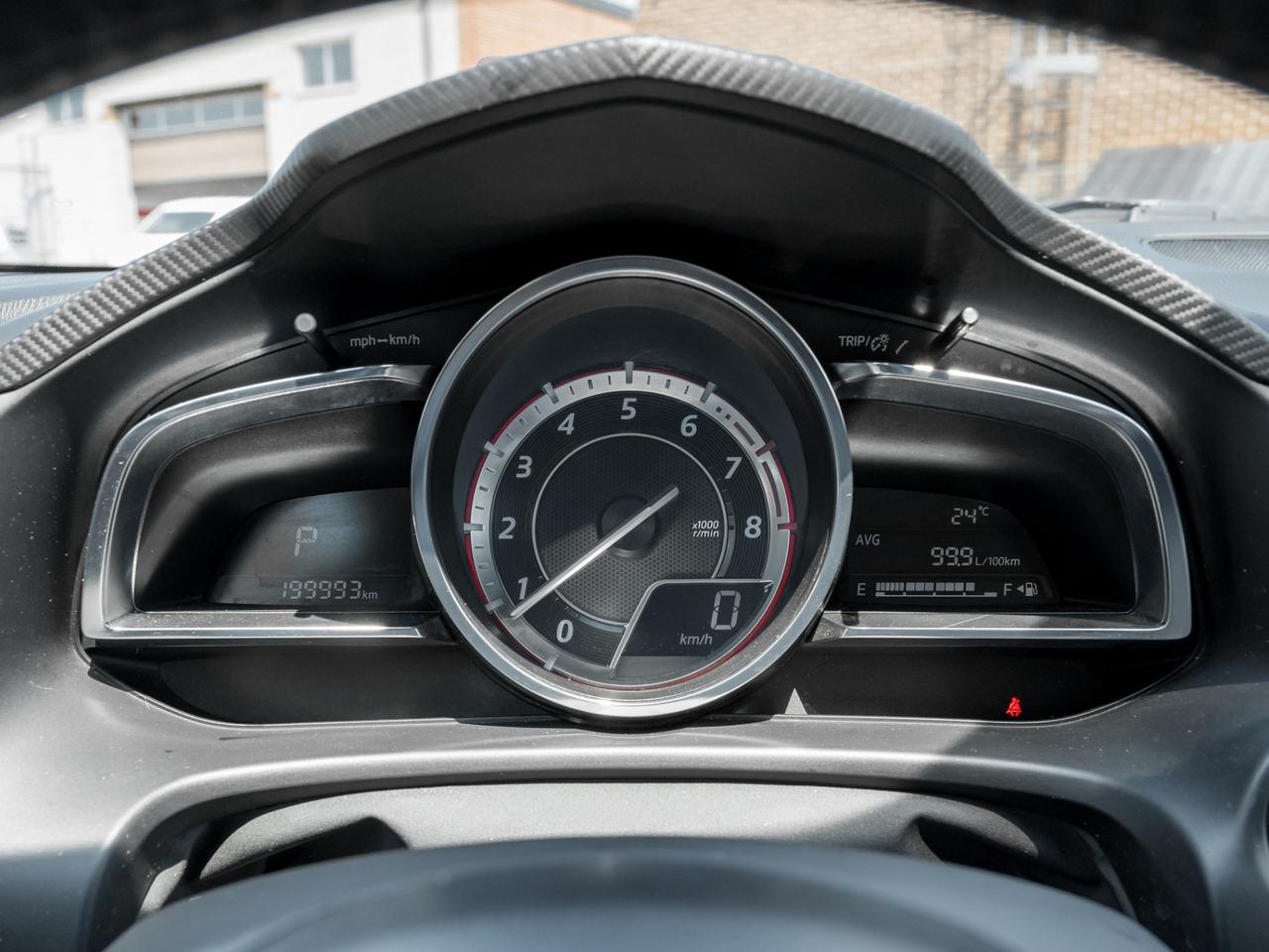 2014 Mazda MAZDA3 GT-SKY Photo