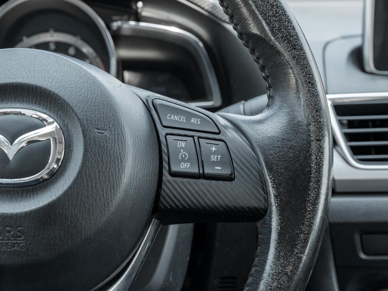 2014 Mazda MAZDA3 GT-SKY Photo