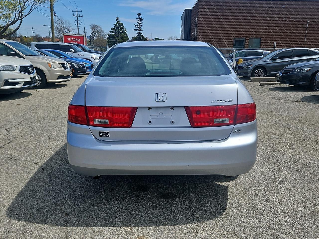 2005 Honda Accord EX-L V6 -Dealer Serviced-Leather-Sunroof-Heated Se Photo