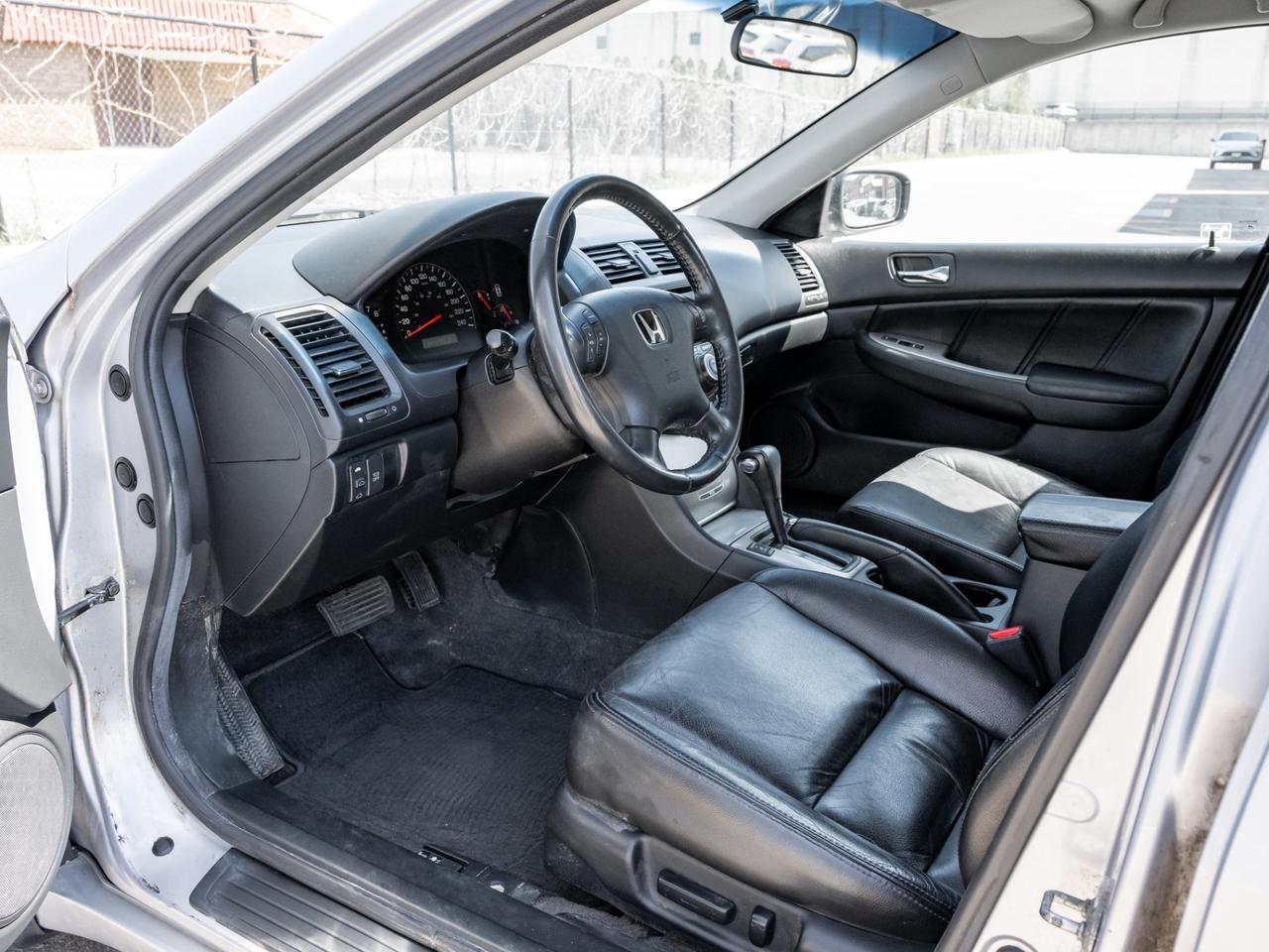 2005 Honda Accord EX-L V6 -Dealer Serviced-Leather-Sunroof-Heated Se Photo