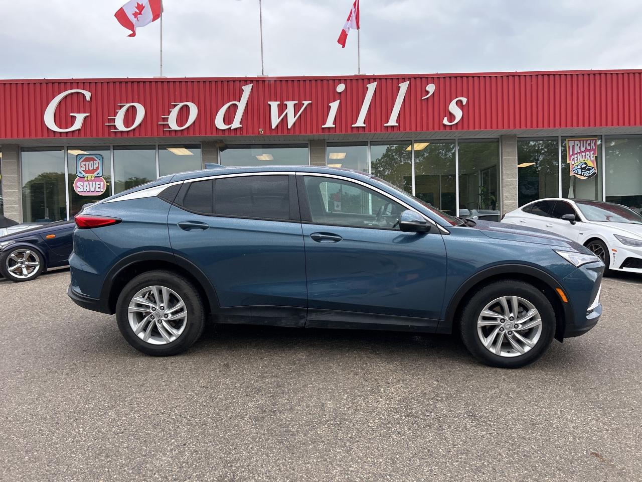 2024 Buick Envista PREFERRED, CLEAN CARFAX, BALANCE OF WARRANTY! Photo