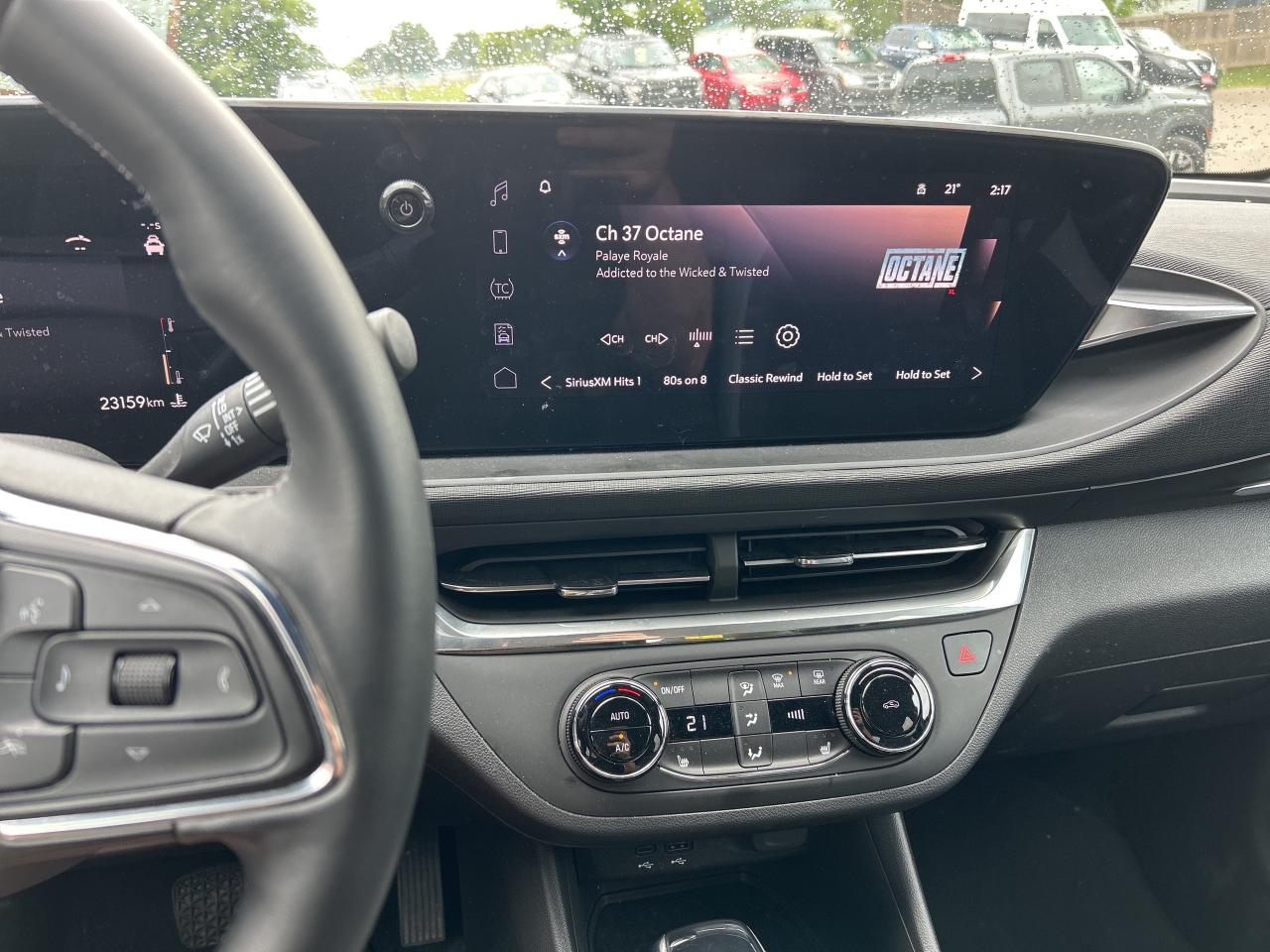 2024 Buick Envista PREFERRED, CLEAN CARFAX, BALANCE OF WARRANTY! Photo