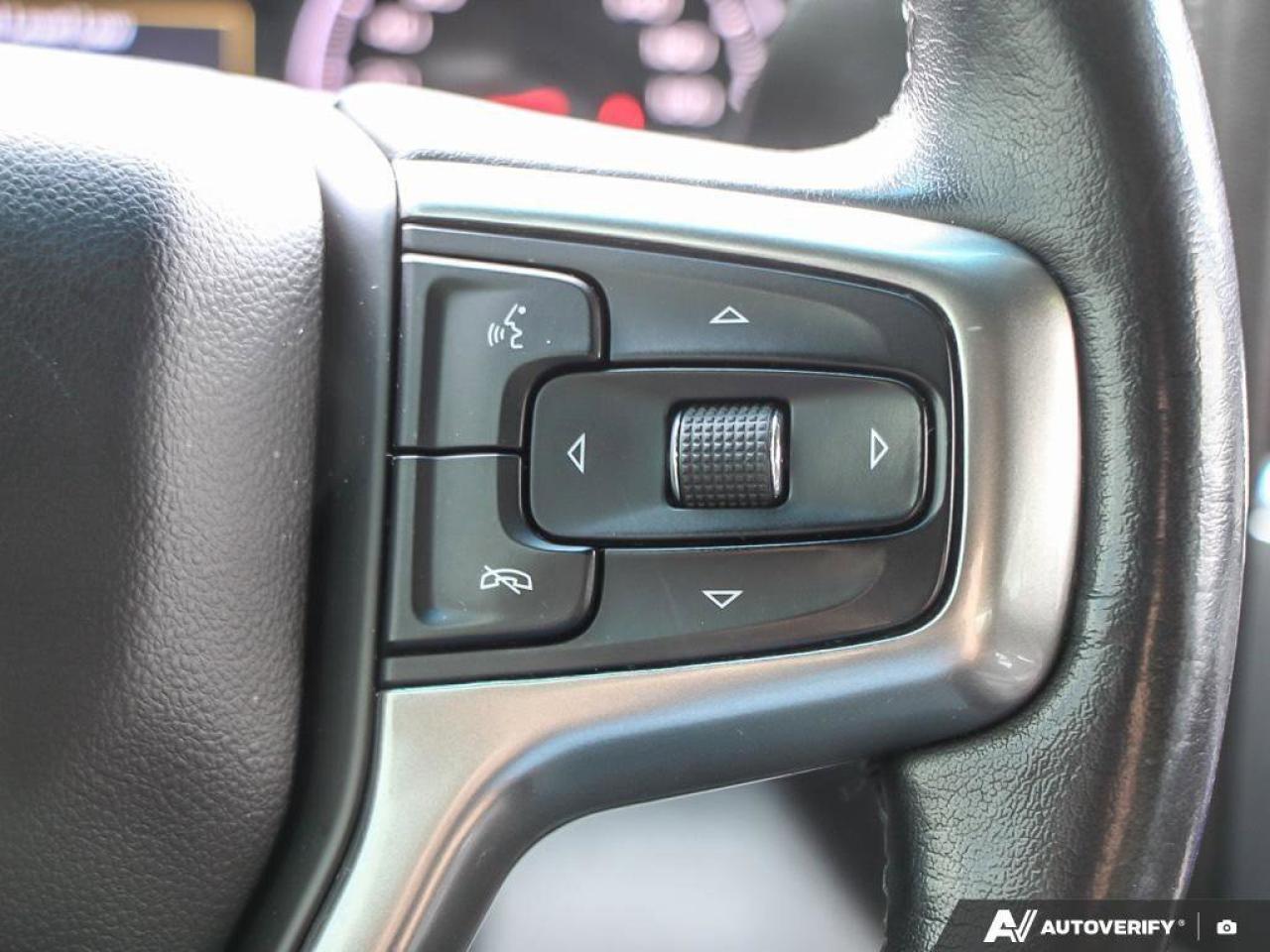 2020 Chevrolet Silverado 1500 RSTRST, CREW, 4X4, 2.7T, HEATED CLOTH, RALLY EDITI Photo