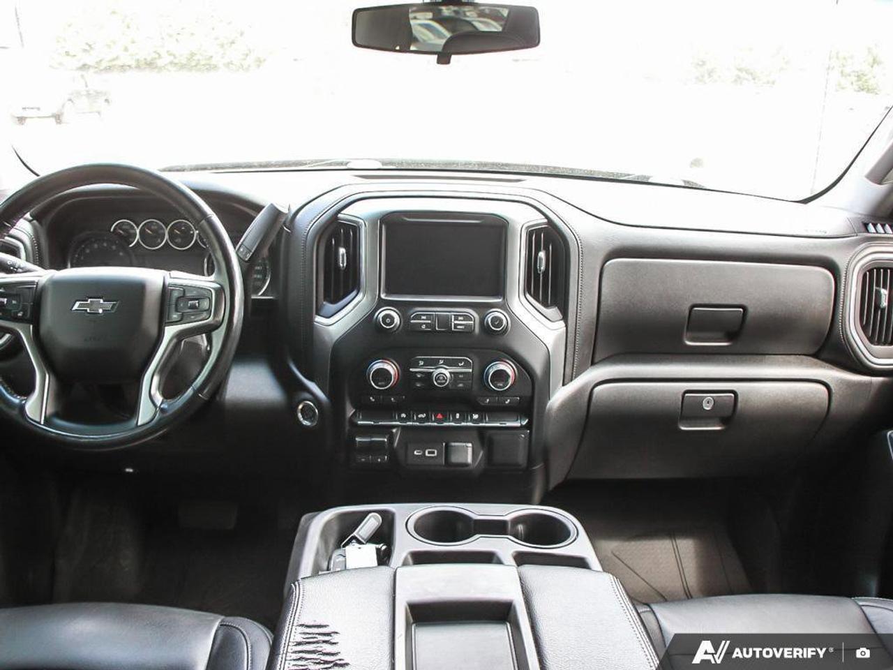 2020 Chevrolet Silverado 1500 RSTRST, CREW, 4X4, 2.7T, HEATED CLOTH, RALLY EDITI Photo