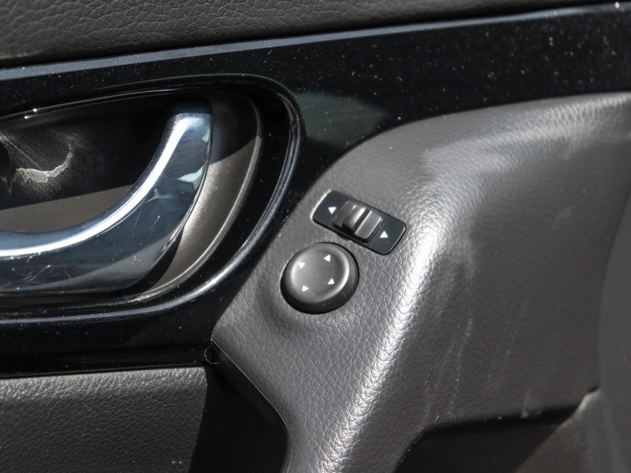 2019 Nissan Qashqai AWD -Dealer Serviced-Moonroof-BlindSpot-Remote Sta Photo