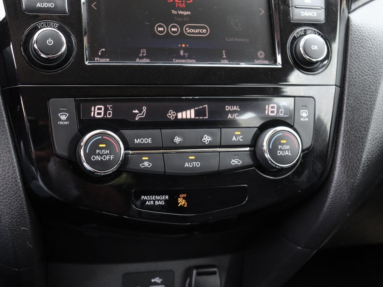 2019 Nissan Qashqai AWD -Dealer Serviced-Moonroof-BlindSpot-Remote Sta Photo