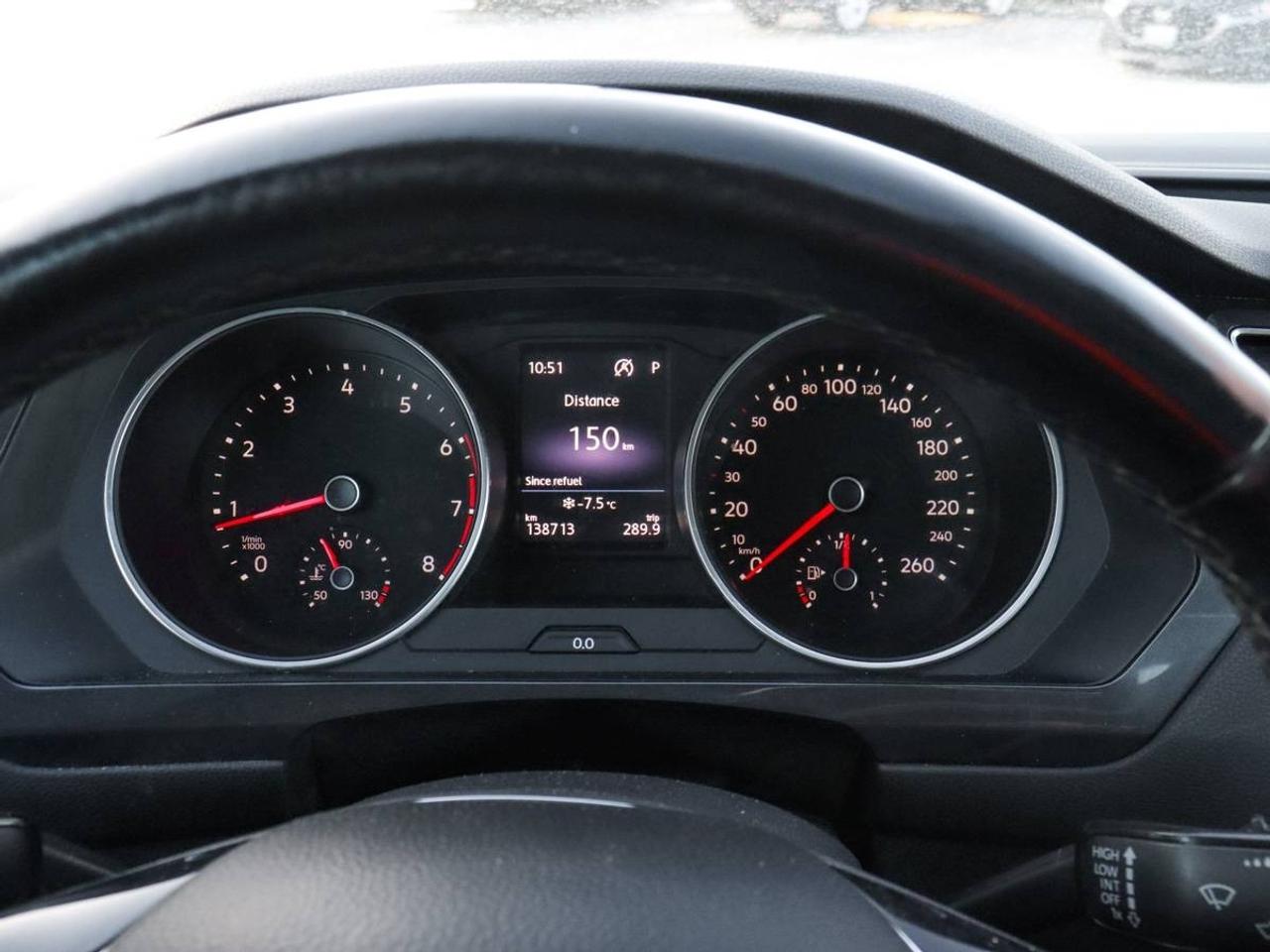 2018 Volkswagen Tiguan Comfortline AWD -Pano Roof-Dealer Serviced-NO Acci Photo