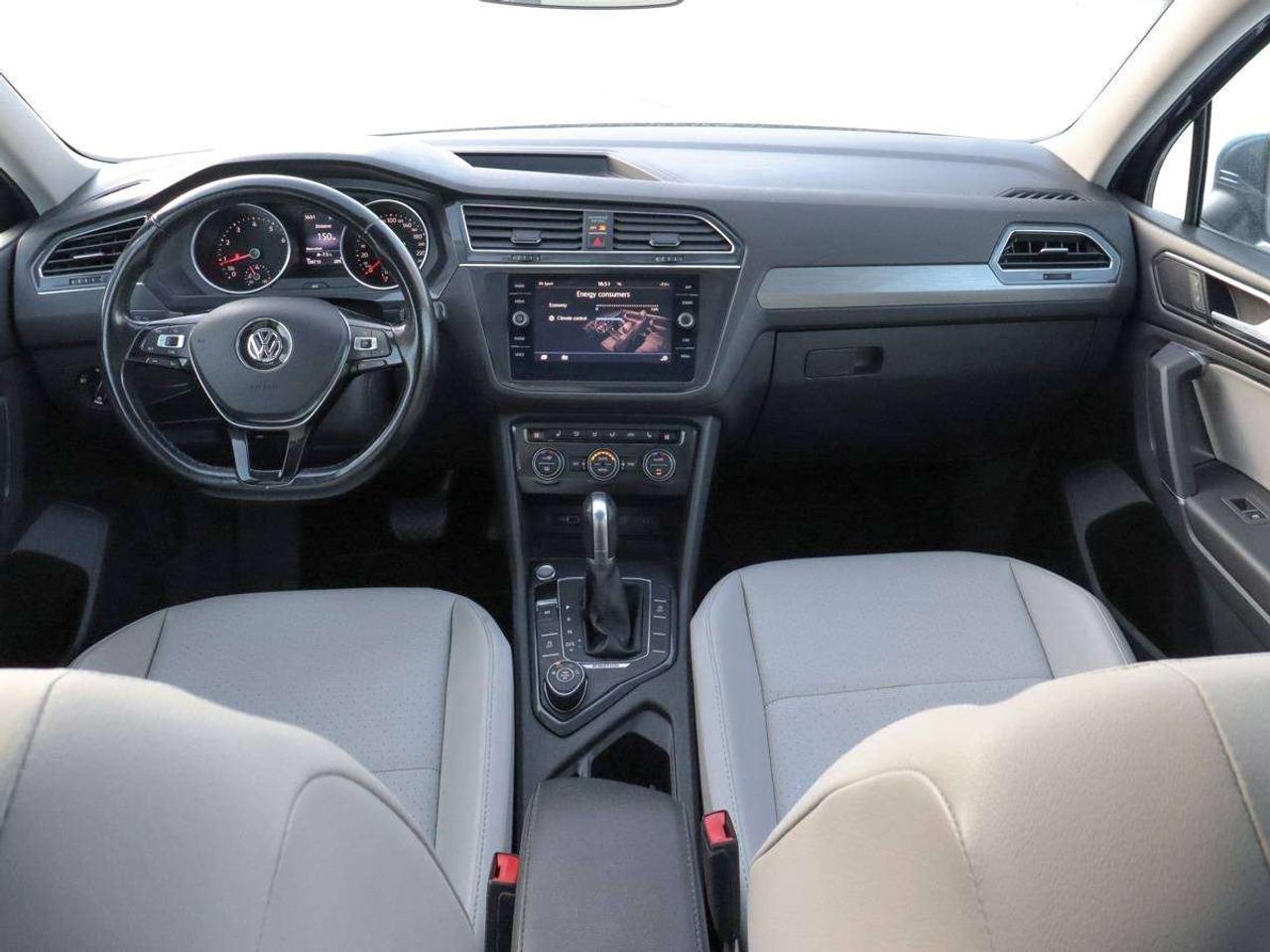 2018 Volkswagen Tiguan Comfortline AWD -Pano Roof-Dealer Serviced-NO Accidents-Heated Seats Photo