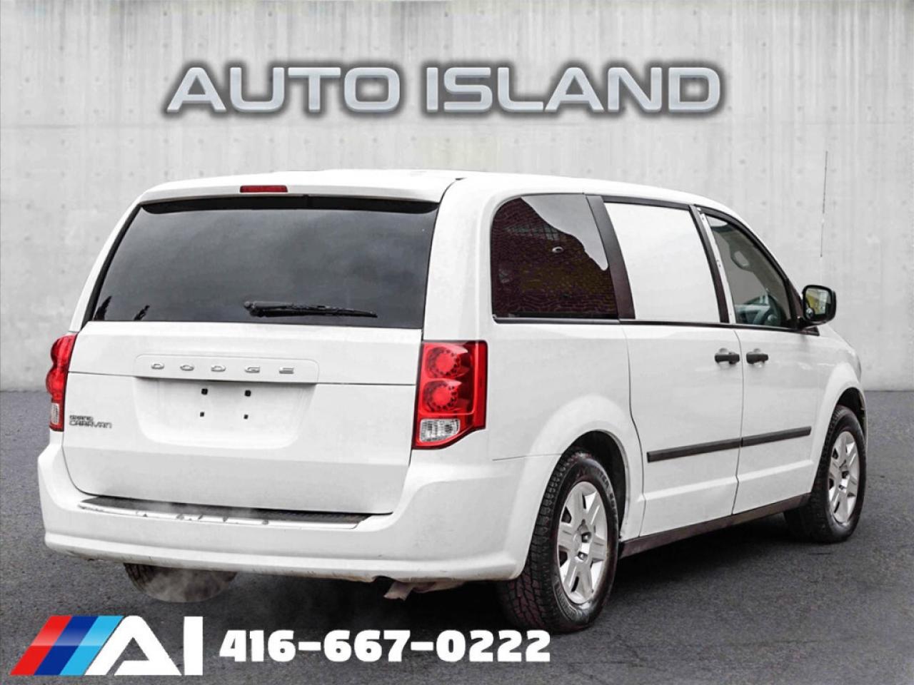 2011 Dodge Grand Caravan 119 WB cargo Photo