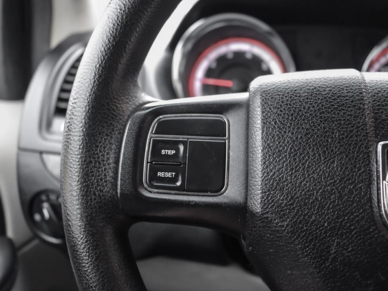 2011 Dodge Grand Caravan 119 WB cargo Photo