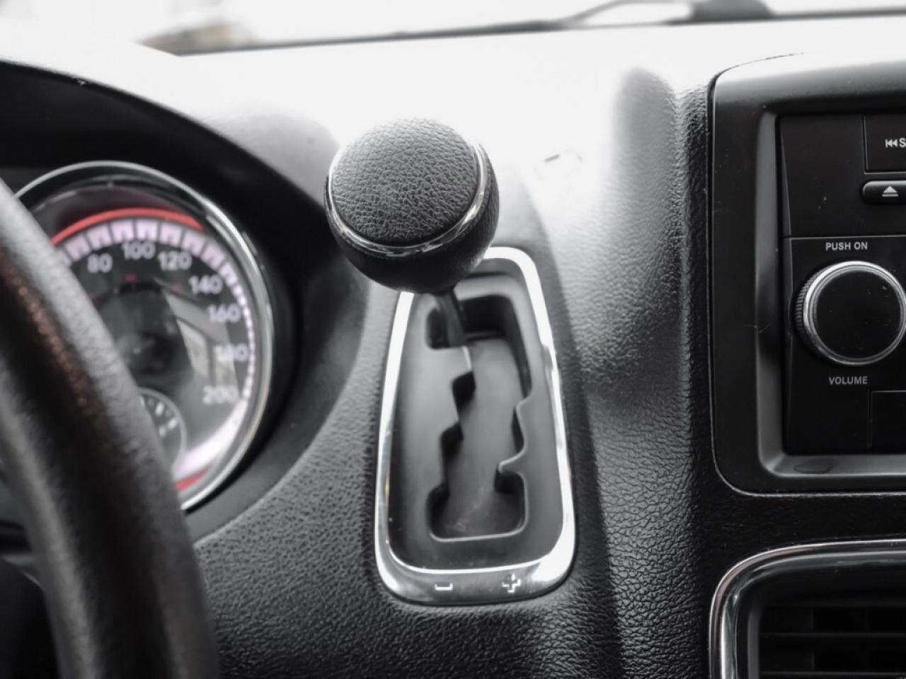 2011 Dodge Grand Caravan 119 WB cargo Photo