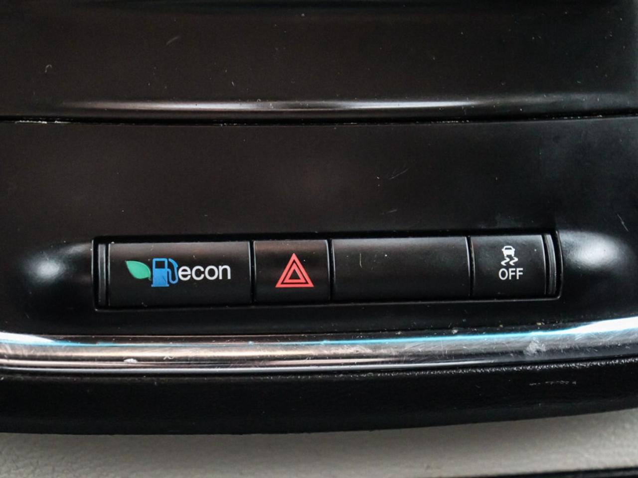 2011 Dodge Grand Caravan 119 WB cargo Photo