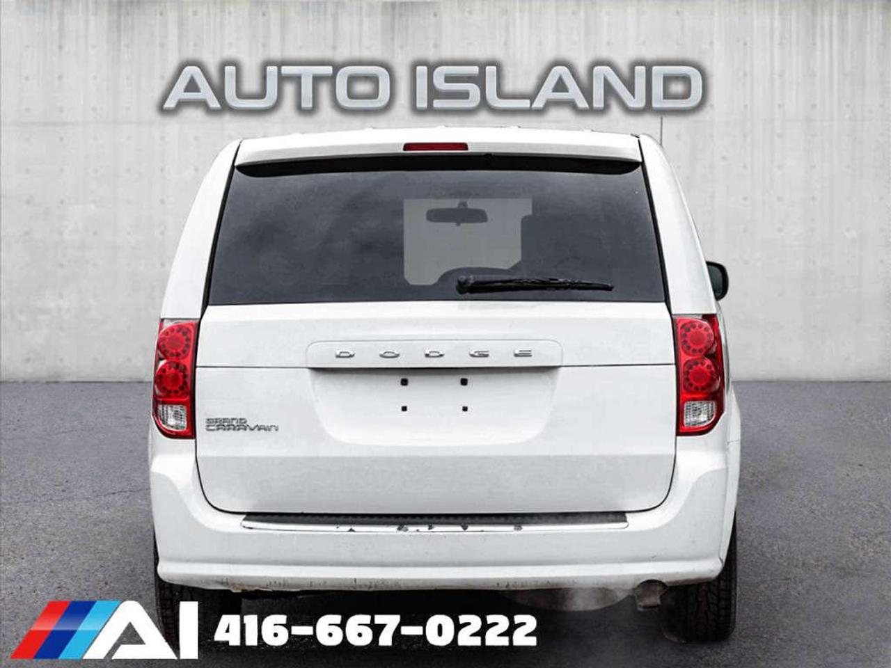2011 Dodge Grand Caravan 119 WB cargo Photo