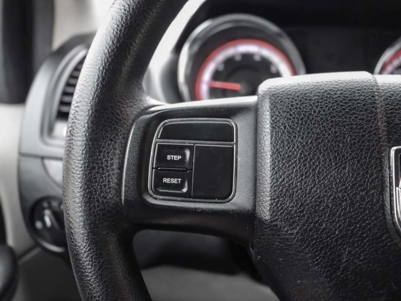 2011 Dodge Grand Caravan 119 WB cargo Photo