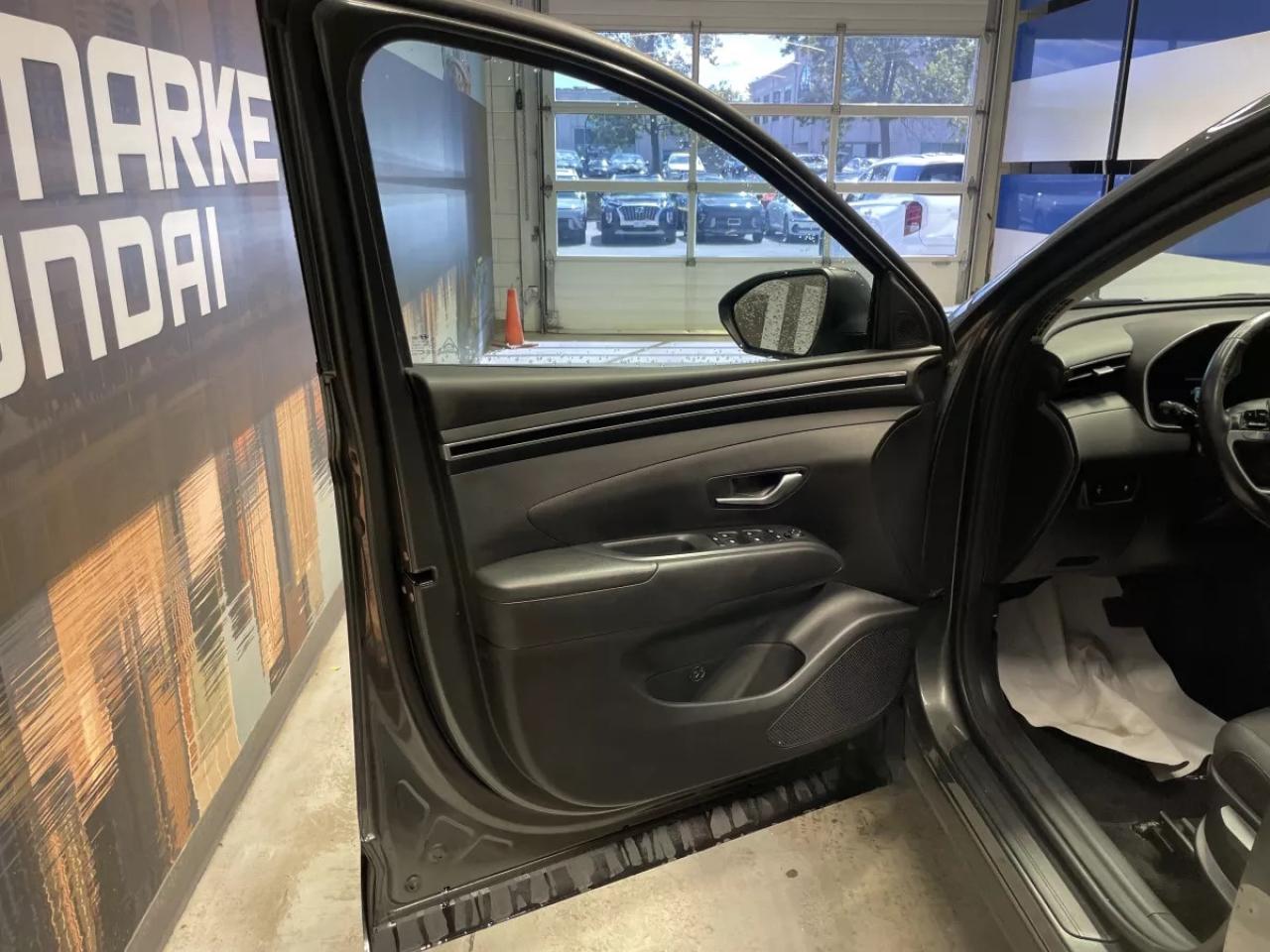 2023 Hyundai Tucson PREFERRED   HEATED SEATS   HEATED WHEEL   APPLE CA Photo