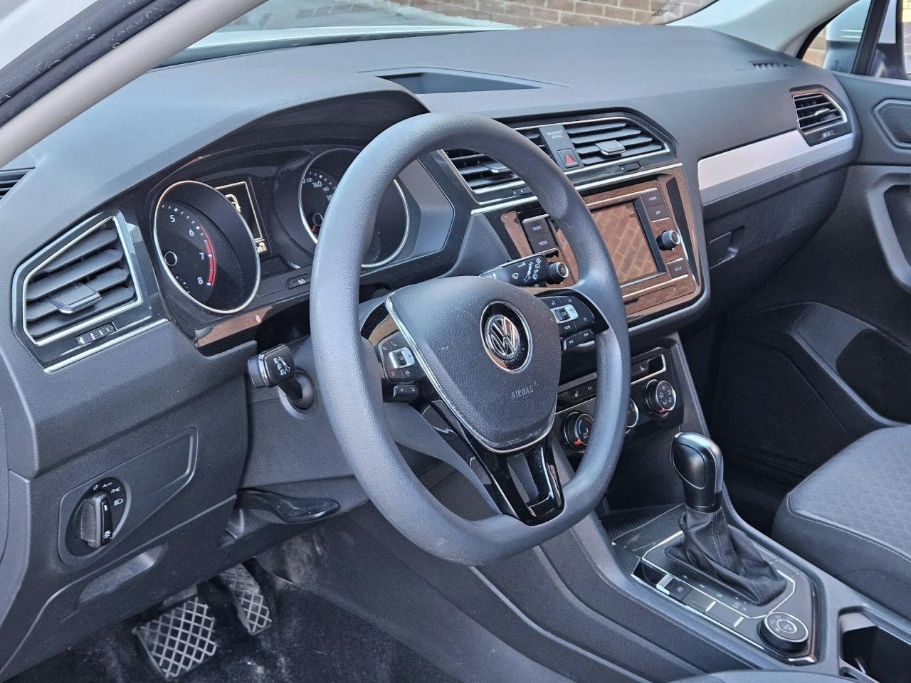 2019 Volkswagen Tiguan Trendline 4MOTION 21 SERVICE RECORDS Photo