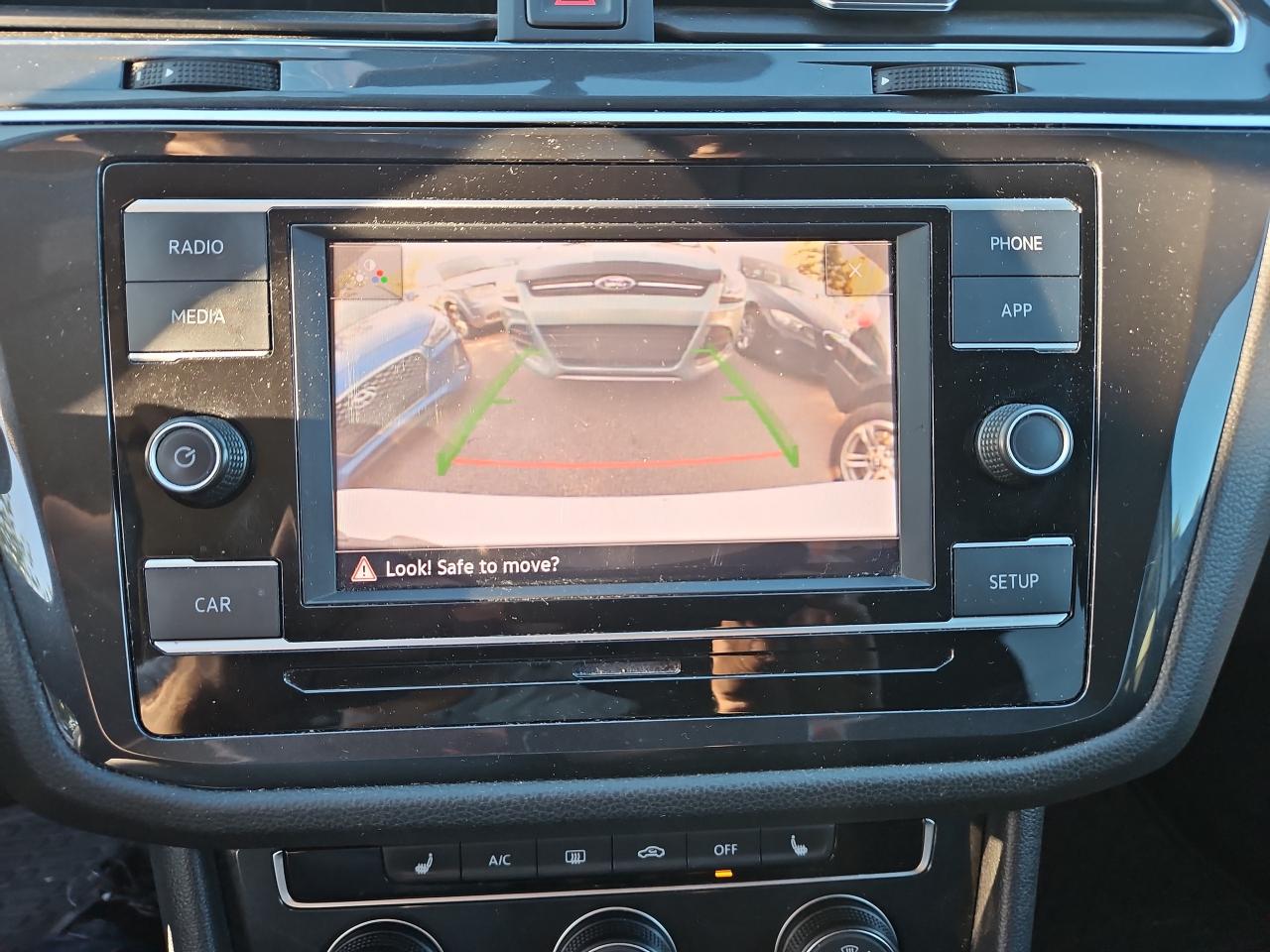 2019 Volkswagen Tiguan Trendline 4MOTION 21 SERVICE RECORDS Photo