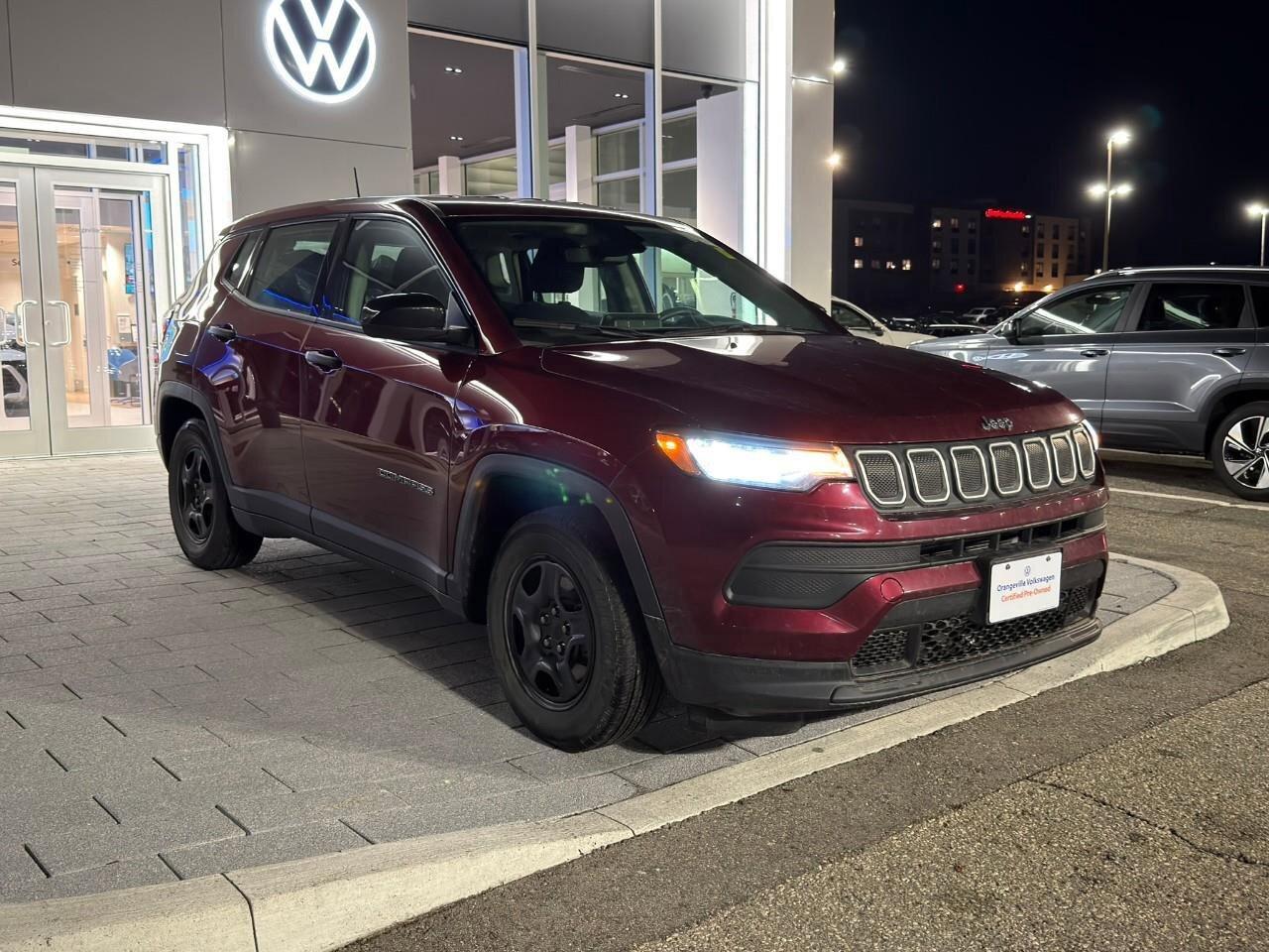2022 Jeep Compass SportONE-OWNER, ACCIDENT-FREE, FWD, HTD SEATS, APP Photo